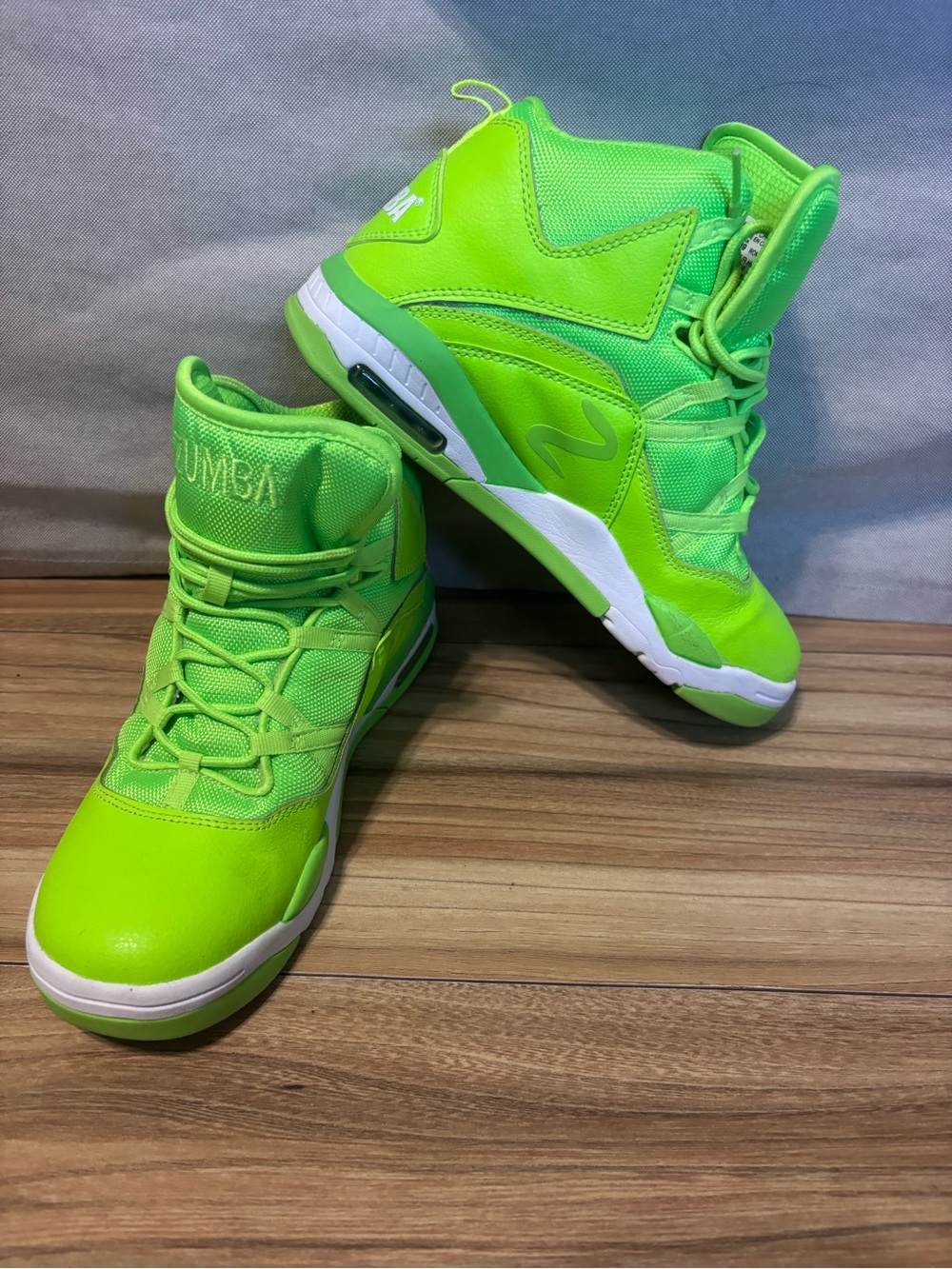 Zumba Air High Neon Green Sneakers womanβs Size US 8